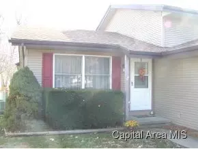 216 Walnut Valley Dr, Springfield, IL 62702 photo 2