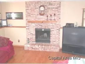 216 Walnut Valley Dr, Springfield, IL 62702 photo 14