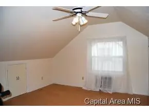 173 N Douglas, Springfield, IL 62702 photo 21