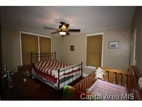 235 E Douglas, Greenview, IL 62642 photo 8