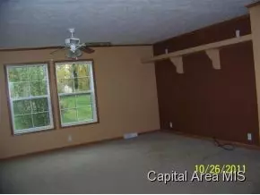 310 E Washington, Griggsville, IL 62340 photo 2