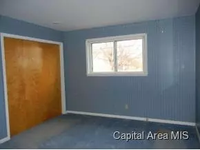 8 N Oxford Rd, Springfield, IL 62702 photo 5