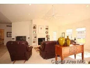 2216 Harbor Lndg, Springfield, IL 62712 photo 6
