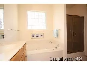 2216 Harbor Lndg, Springfield, IL 62712 photo 12