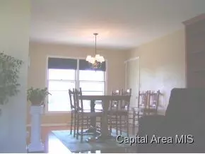 2332 Bates, Springfield, IL 62704 photo 6