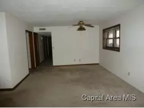 3012 Taylor UNIT 57, Springfield, IL 62703 photo 4