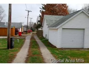 228 E Palmer, Greenview, IL 62642 photo 9