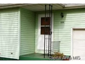228 E Palmer, Greenview, IL 62642 photo 3