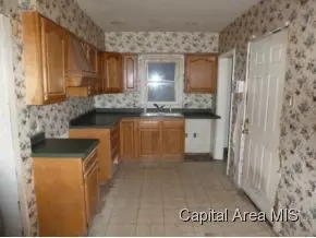 1715 S Spg, Springfield, IL 62704 photo 3
