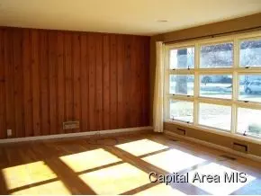 110 Circle Dr, Springfield, IL 62703 photo 2