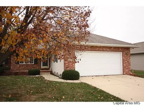 1609 Thornhill Dr, Springfield, IL 62711 photo 1