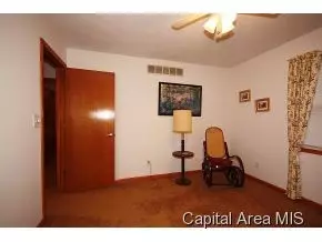 1609 Thornhill Dr, Springfield, IL 62711 photo 15