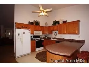 1609 Thornhill Dr, Springfield, IL 62711 photo 8
