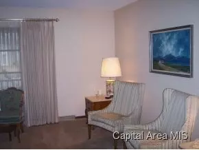 112 Pebble Beach Dr, Springfield, IL 62704 photo 6