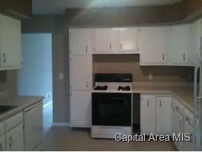 2061 Buchanan, Springfield, IL 62703 photo 4
