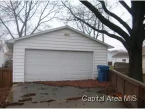 1909 Fairmont, Springfield, IL 62702 photo 3