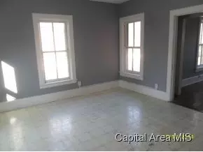 147 N Macarthur, Springfield, IL 62702 photo 12