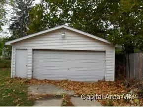 147 N Macarthur, Springfield, IL 62702 photo 2