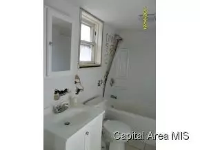 147 N Macarthur, Springfield, IL 62702 photo 6