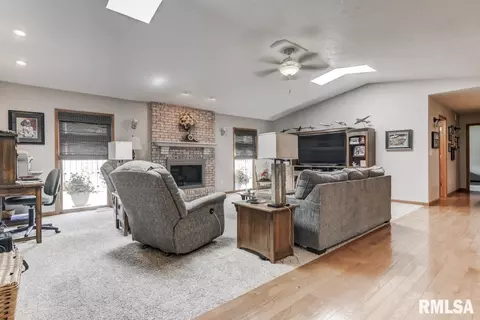 3713 NW Territory Dr, Springfield, IL 62711 photo 11