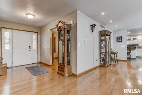 3713 NW Territory Dr, Springfield, IL 62711 photo 4