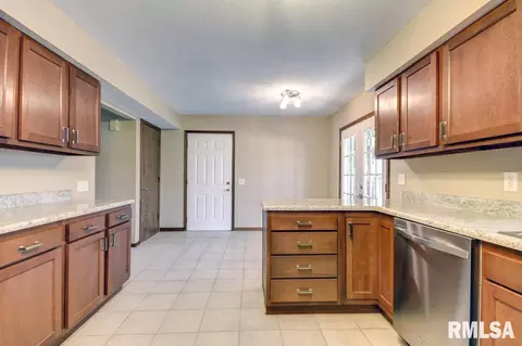 1225 Old Crows Way, Springfield, IL 62711 photo 31