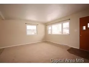 2212 Blackhawk, Springfield, IL 62702 photo 4
