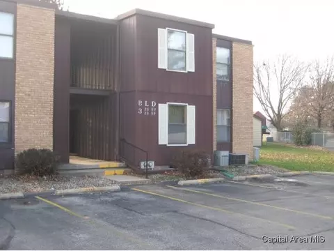 2553 W Monroe, Springfield, IL 62704 photo 1