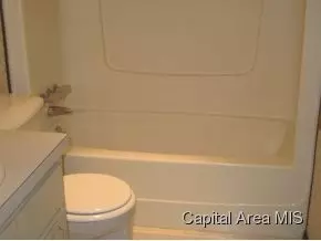 2553 W Monroe, Springfield, IL 62704 photo 10