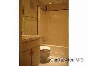 2553 W Monroe, Springfield, IL 62704 photo 11
