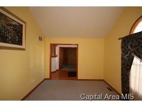 1140 Bridle Path Ln, Springfield, IL 62712 photo 9