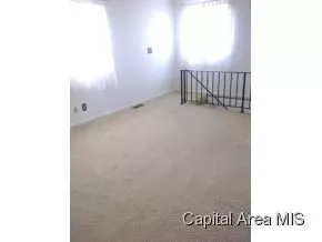 357 Durkin Dr, Springfield, IL 62704 photo 6