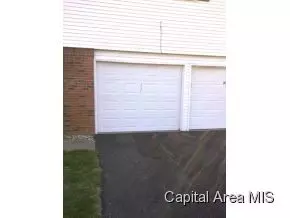 357 Durkin Dr, Springfield, IL 62704 photo 9