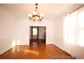 829 S State St, Springfield, IL 62704 photo 11