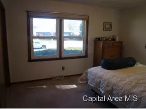 49 Scarlet, Springfield, IL 62704 photo 13