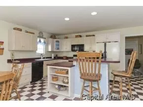 3712 Windshire Dr, Springfield, IL 62704 photo 9