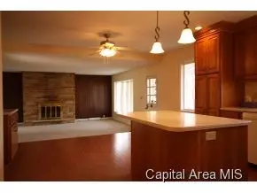 2 Lamplighter Ln, Springfield, IL 62712 photo 9