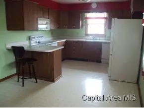32 Villanova, Springfield, IL 62703 photo 4