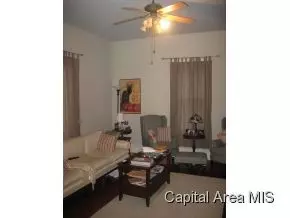 216 E Canedy, Springfield, IL 62704 photo 4