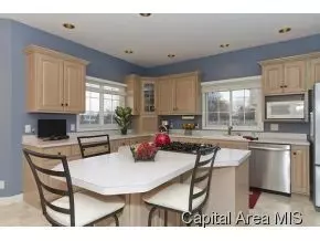 309 Keystone, Chatham, IL 62629 photo 2