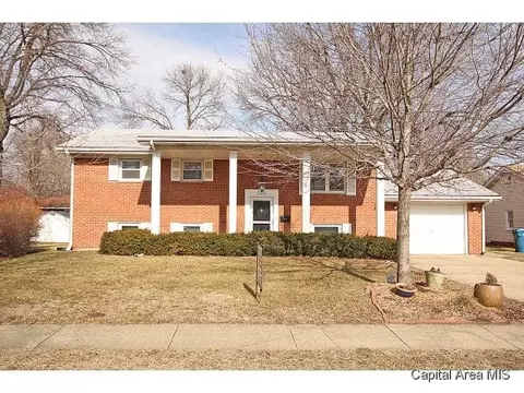 2211 Warwick, Springfield, IL 62704 photo 1