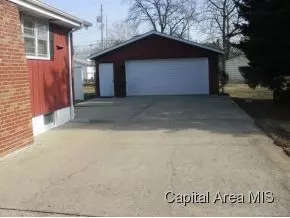 900 N Osburn, Springfield, IL 62702 photo 15