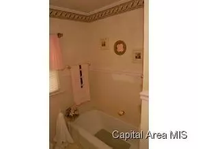 900 N Osburn, Springfield, IL 62702 photo 13
