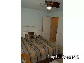 900 N Osburn, Springfield, IL 62702 photo 9