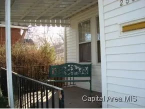 2553 S 7th, Springfield, IL 62703 photo 2
