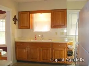 2553 S 7th, Springfield, IL 62703 photo 8