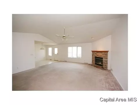 101 Argenta, Springfield, IL 62703 photo 5