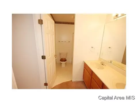 101 Argenta, Springfield, IL 62703 photo 13