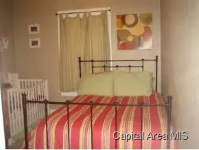 2204 S Holmes, Springfield, IL 62704 photo 5