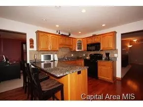 1908 Grist Mill Dr, Springfield, IL 62711 photo 8